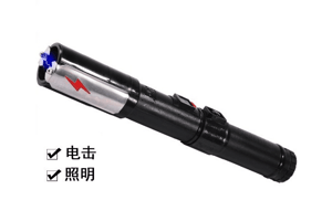 手持电棍斗殴违法吗？